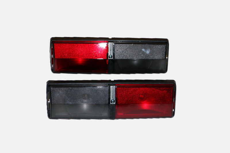 Ліхтар задній 2101, 2102 чорний корпус сірий/червоний (к-т 2 шт.), фото 1