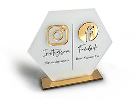 Табличка Instagram & Facebook 250х220мм