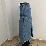 Спідниця джинсова на гумці карго кишені міді розріз 36 синя, фото 3