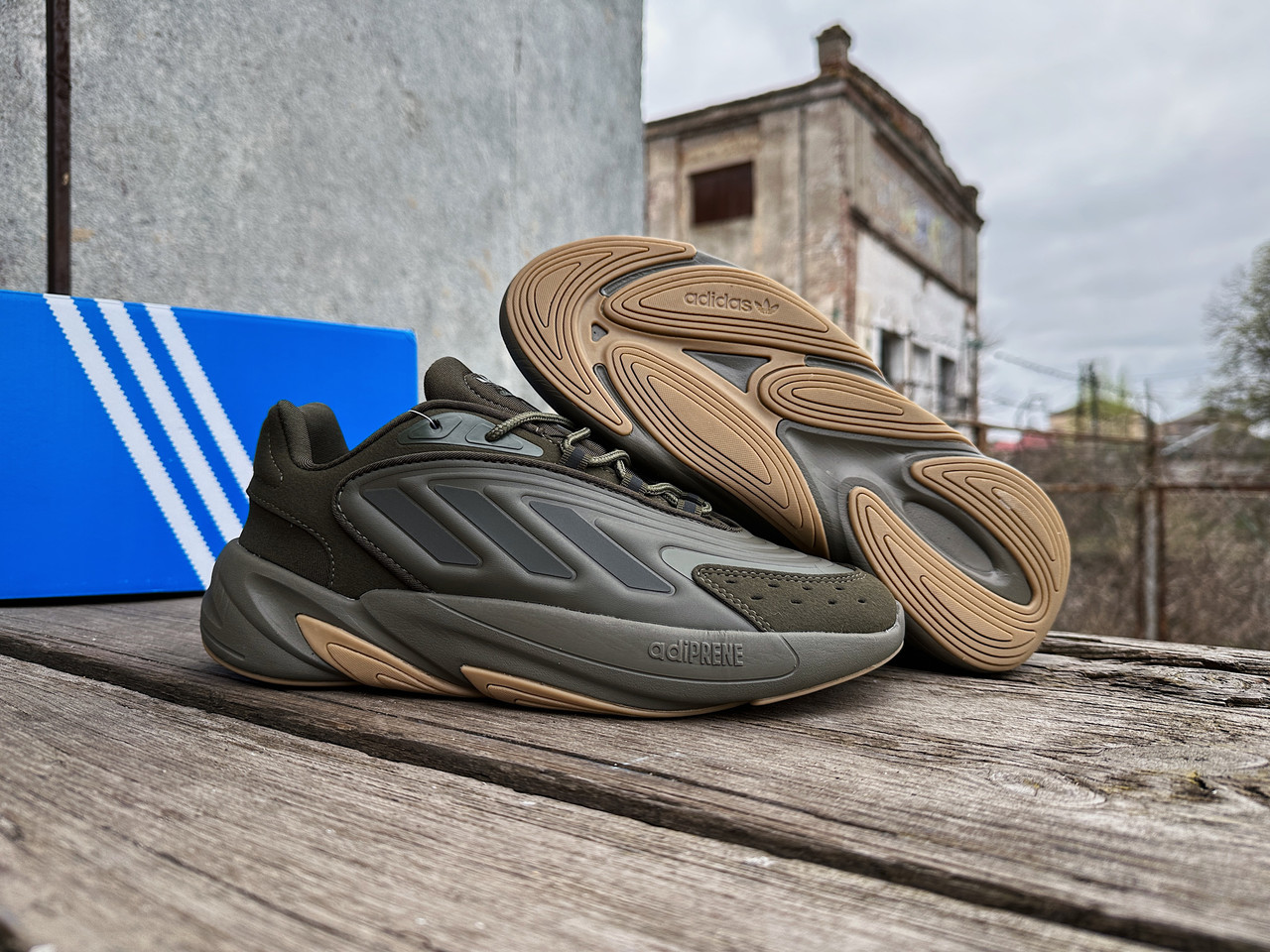Yeezy cheap 700 2020