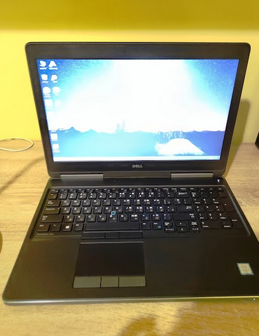 Ноутбук Dell 7520 15.6 Full HD + Core i7 + Quadro M2200 + SSD 256, фото 1