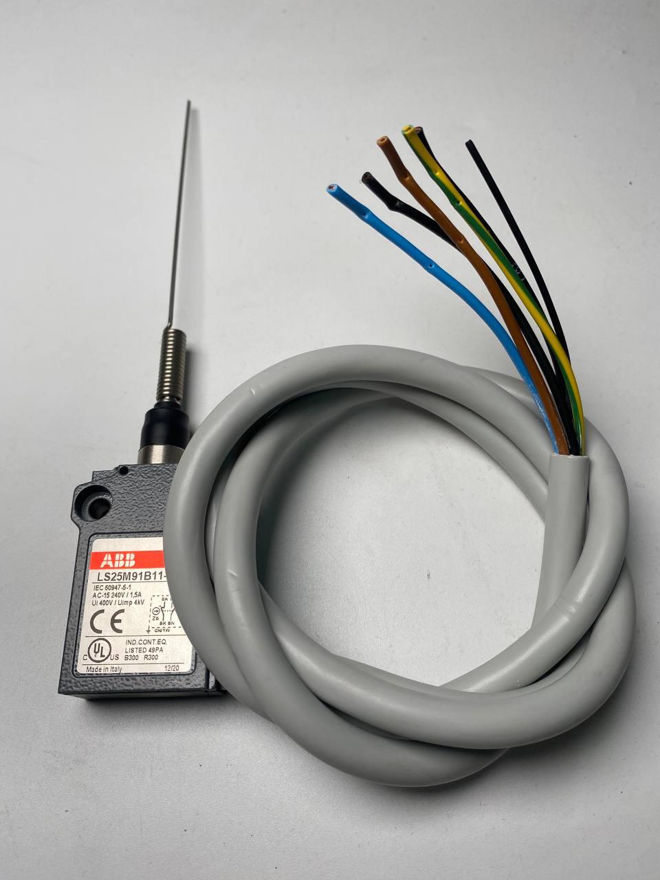Кінцевий вимикач ABB LS25M91B11-P01 із кабелем плунжерний привід (1SBV016391R2001)