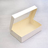 Коробка для солодощів 23х15х6 см. (з віконцем біла), фото 3