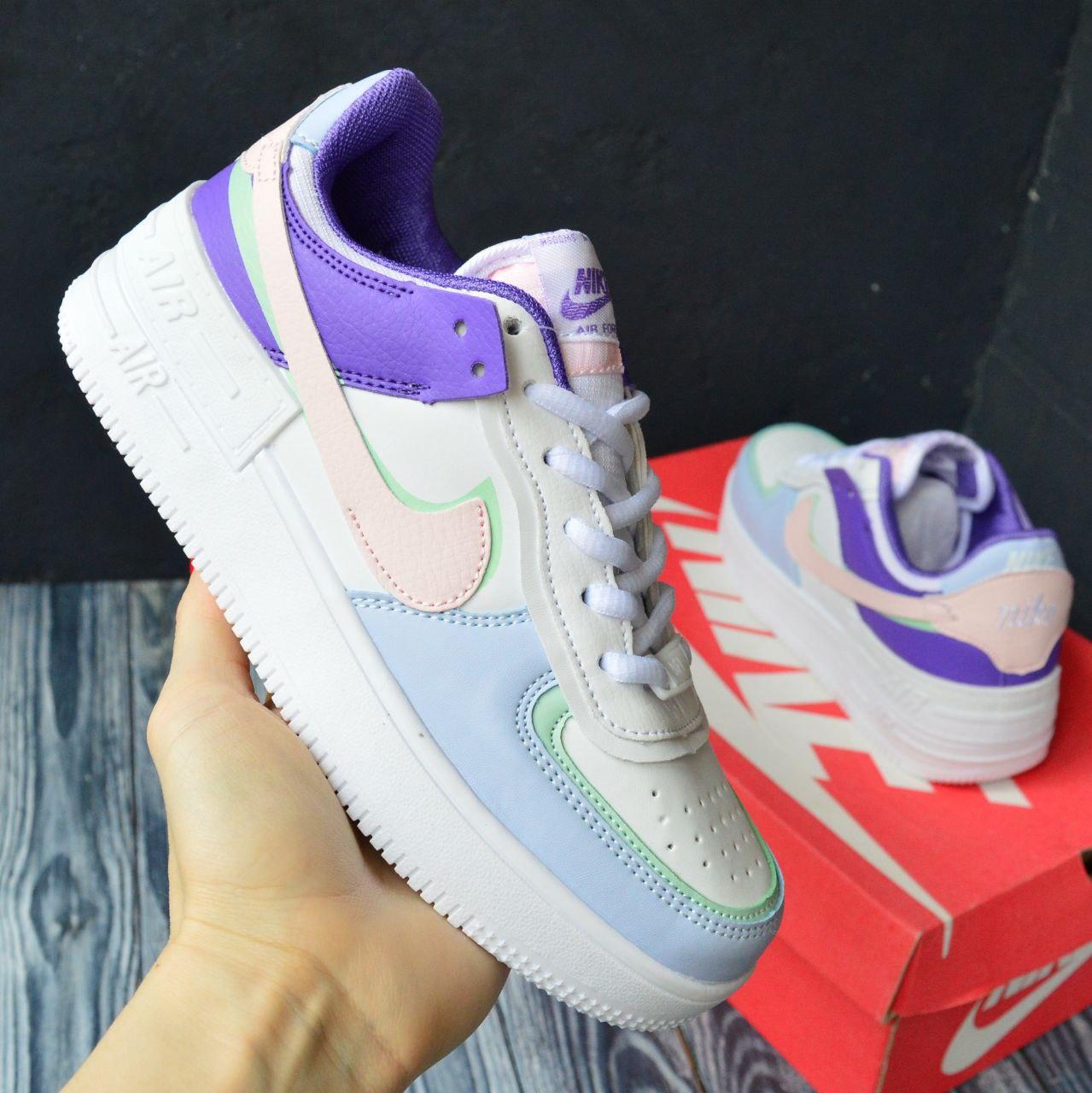 Класні кроссівки для дівчат Nike Air Force 1. Кольорове жіноче взуття Найк Аір Форс 1.