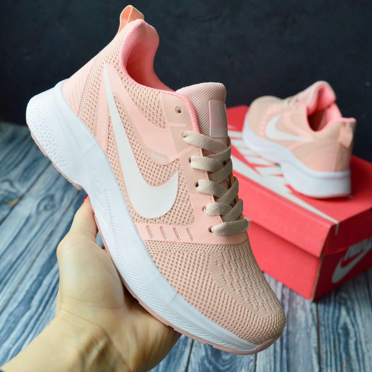Текстильне жіноче взуття Nike Zoom. Пудрові кросси жіночі Найк Зум на літо.