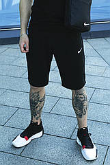 Літні чоловічі шорти трикотажні 'Nike' у чорному кольорі ||