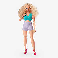 Лялька Барбі колекційна Пишна блондинка Колор-блок Barbie Signature Looks Doll, Curly Blonde Hair Color Block Outfit #16 HJW83