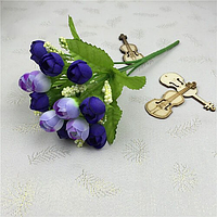 Букет  міні бутонів троянд d 2 см (13-15 бутонів) висота букета 23 см. Колір — лаванда + фіалка