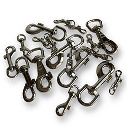 Карабіни для поводків собак