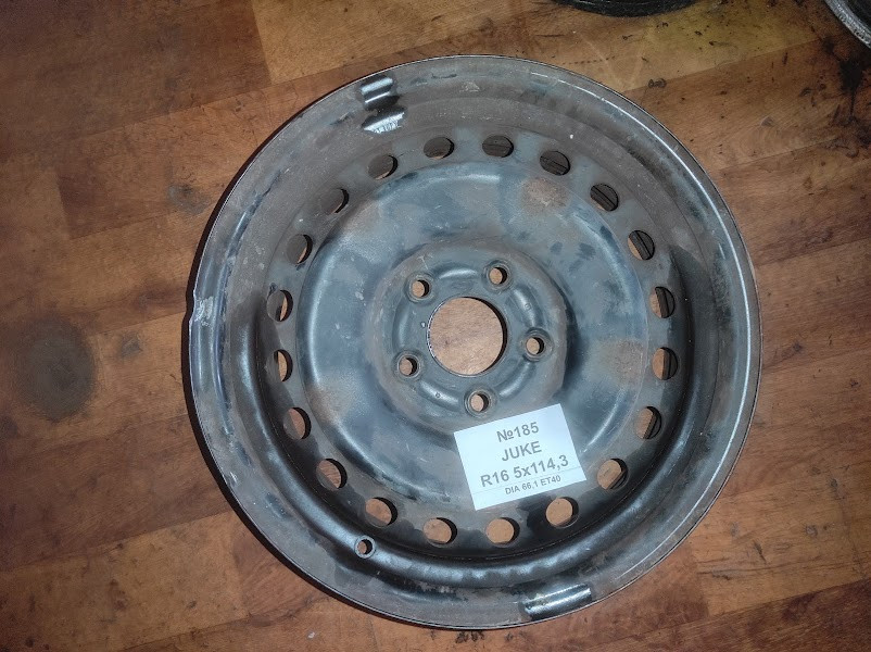 No185 Б/у Диск R16 5x114.3 ET40 DIA 66.1 для Nissan Juke 2010-2019