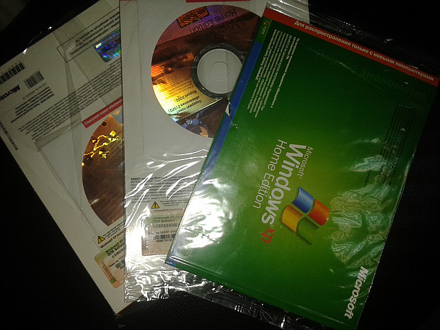 Програмне забезпечення Microsoft Windows XP Home Edition SP2 32 Bit OEM (N09-01178)