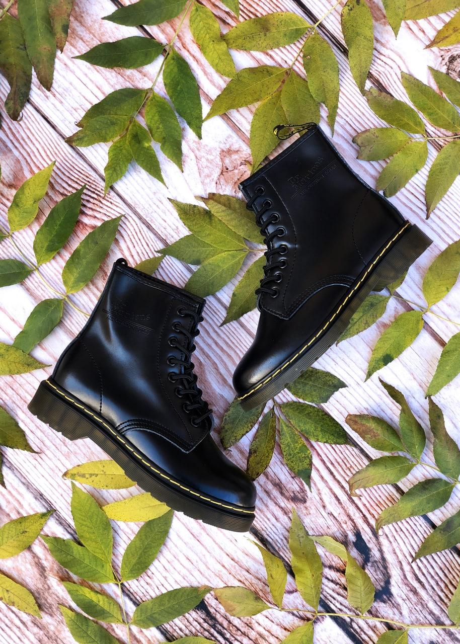 Женские ботинки Dr.Martens 1460 Black (чёрные) стильные весенне-осенние сапоги на шнуровке PD6926 house - фото 1 - id-p1823496821
