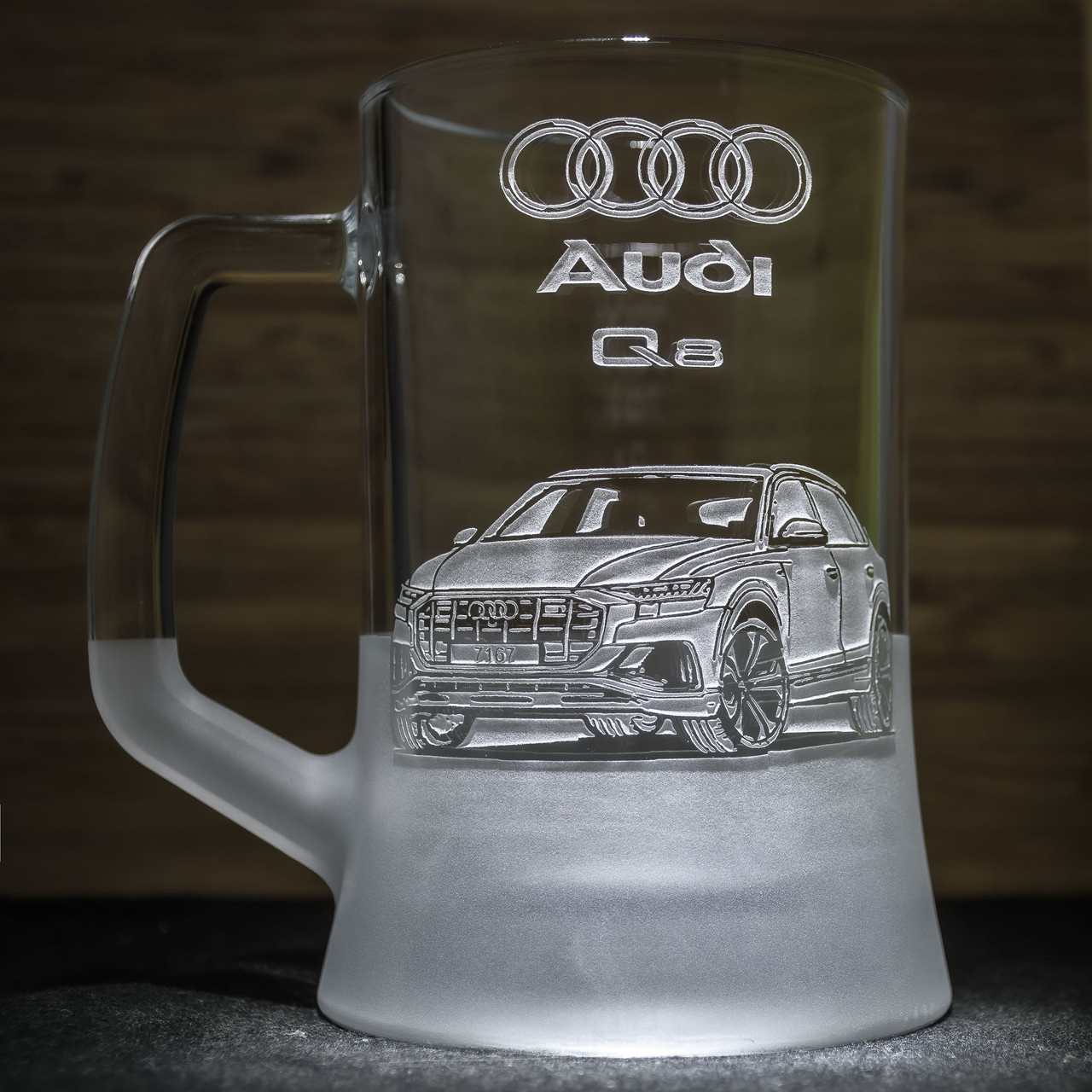 Бокал для пива з гравіюванням Audi Q8 660 мл