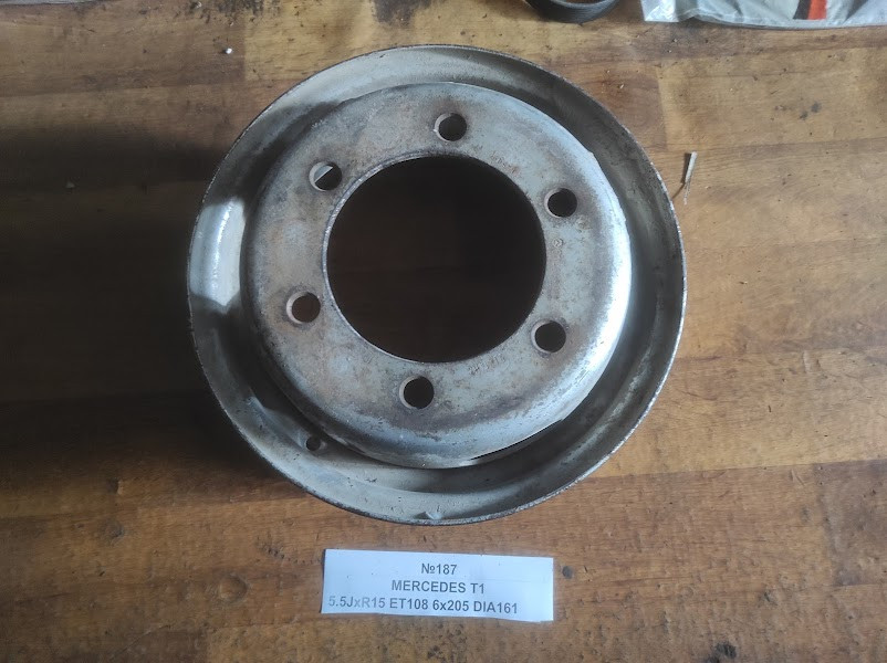 No187 Б/у Диск 5.5JxR15 6x205 ET108 DIA161 Mercedes-Benz T1 1977-1995
