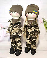 Текстильна лялька в камуфляжній військовій формі. Патріотичний подарунокю Подарунок військовому