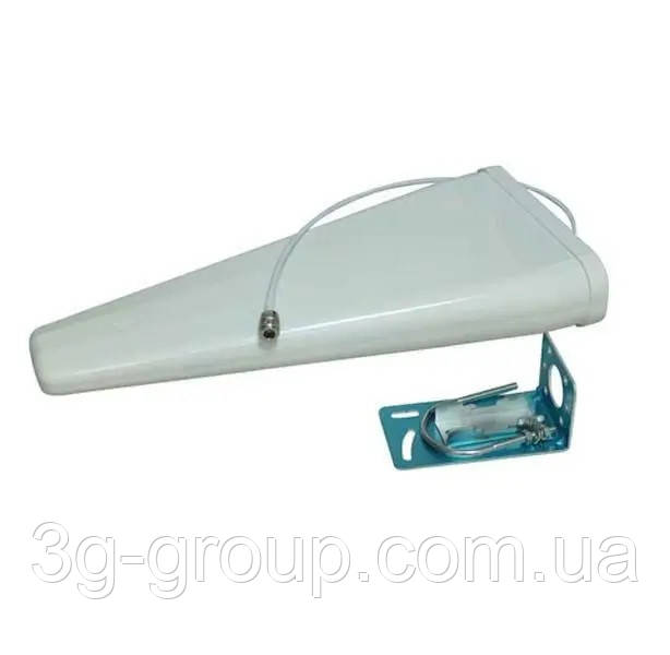 Логоперіодична 4G/3G/GSM антена 698-2700 МГц 16 dBi