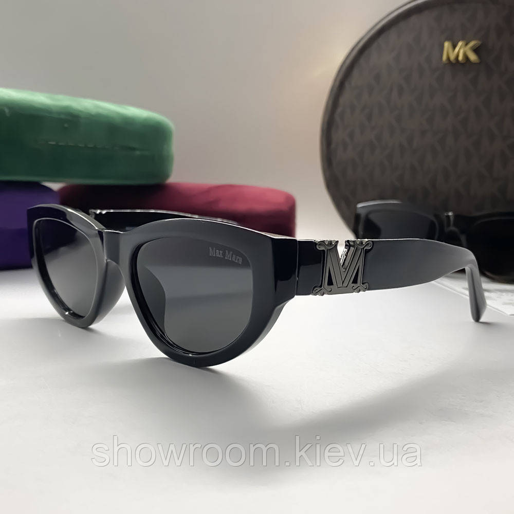 Жіночі сонцезахисні окуляри Max Mara (3610) чорні