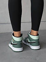 Зелені жіночі кроссівки Nike Air Jordan Retro 1. Модні кросси жіночі Найк Аір Джордан., фото 4