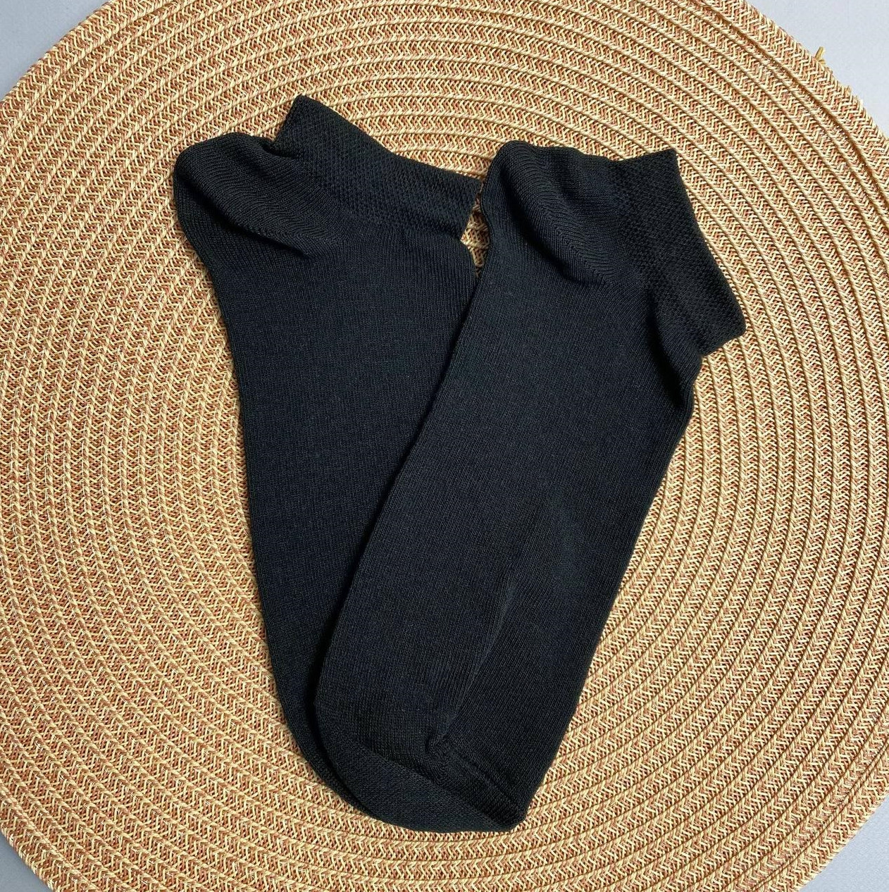 Бавовняні короткі шкарпетки жіночі 1 пара 36-40 р демісезонні, чорного кольору однотонні та стильні