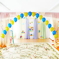 Арка з гелієвих кульок на випускний патріотичні національні кольори Оформлення випускного у дитячому садку садочку Прикраса зали.