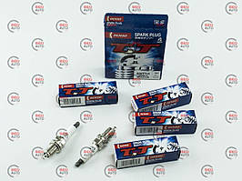 Свічки Q20ТТ.4 (2110 інж 16V) (4608) (Q20ТТ) (DENSO)