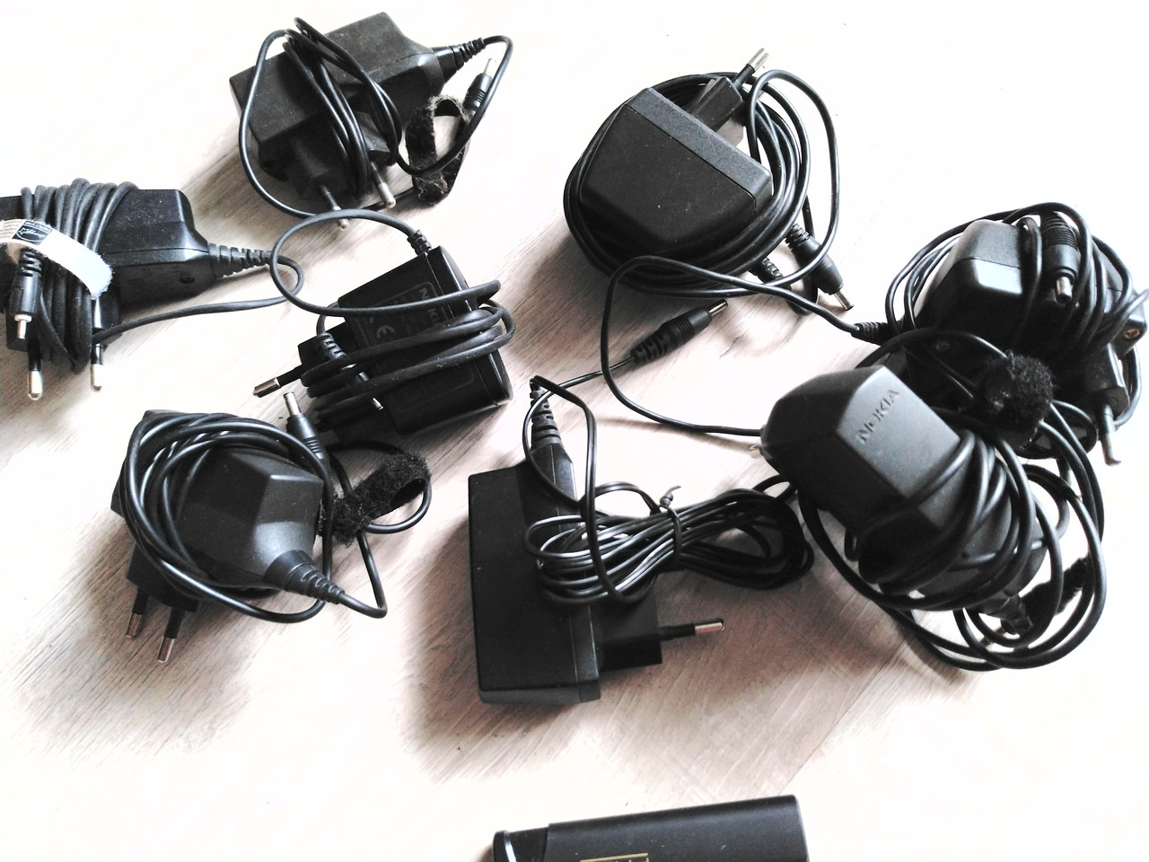 Купить Зарядка Nokia Нокиа AC-12E ACP 7E 1100, 6300 6303 8800, 6700 ...