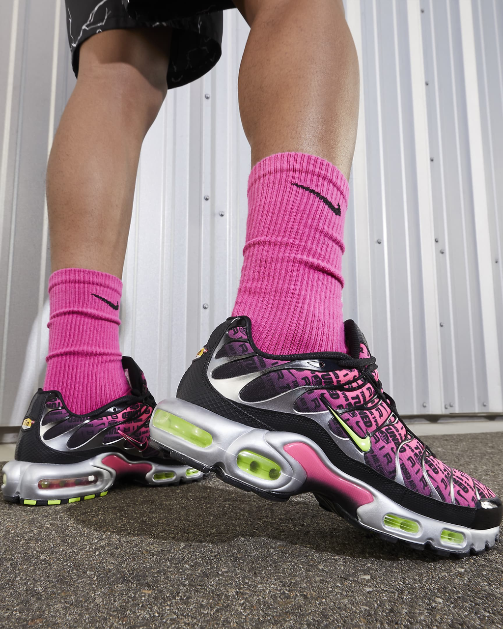 Air max hotsell plus mercurial