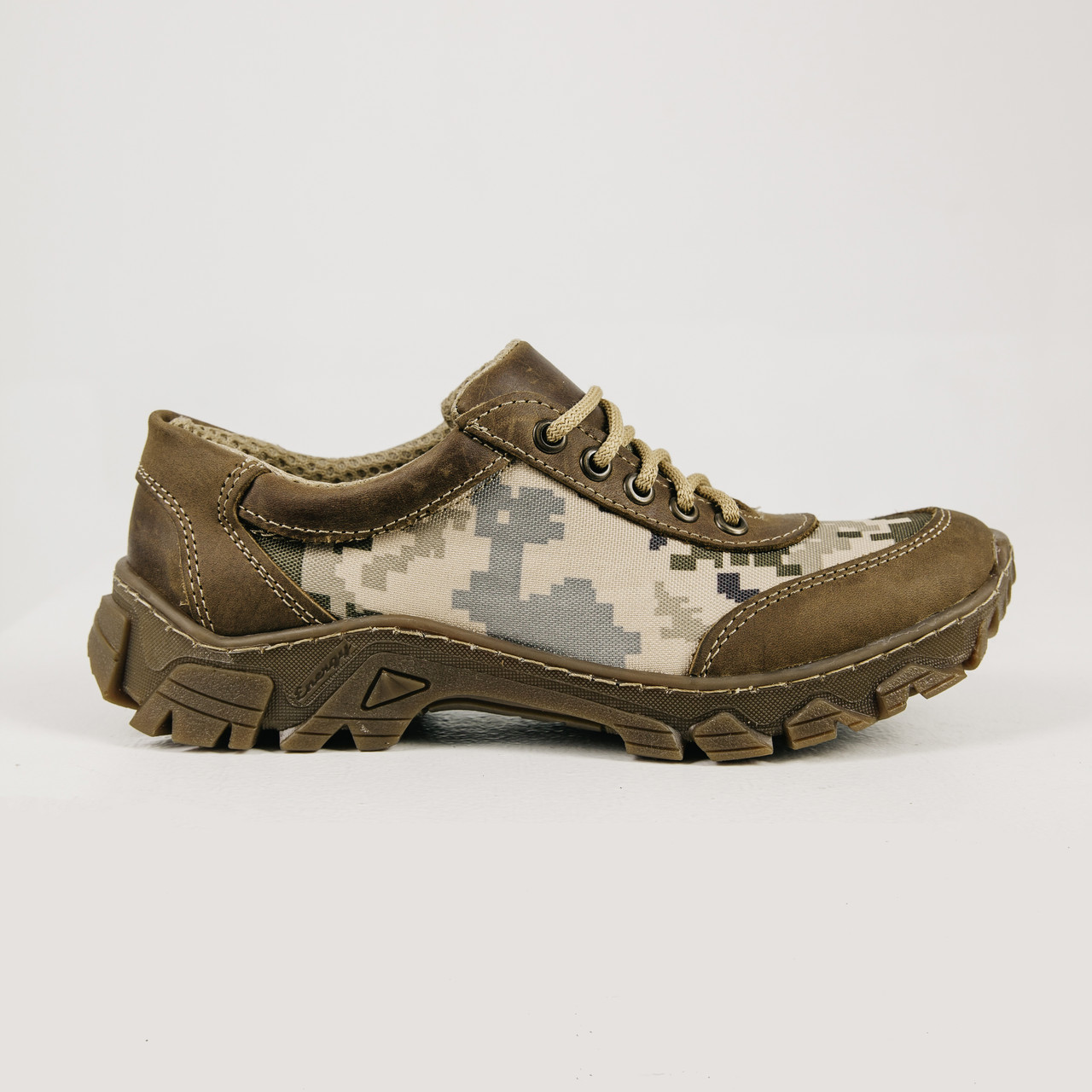 Тактические летние кроссовки облегчены закрытого плана, военная обувь екстрим пиксель - фото 1 - id-p1824447108