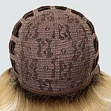 Перука коротка, красива об'ємна жіноча стрижка з термоволосся 160℃, колір блондин з темним корінням, фото 7