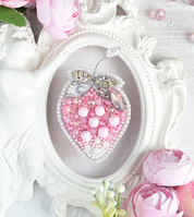 Набір для створення броші Б-020 Кришталева полуничка Тела Артіс