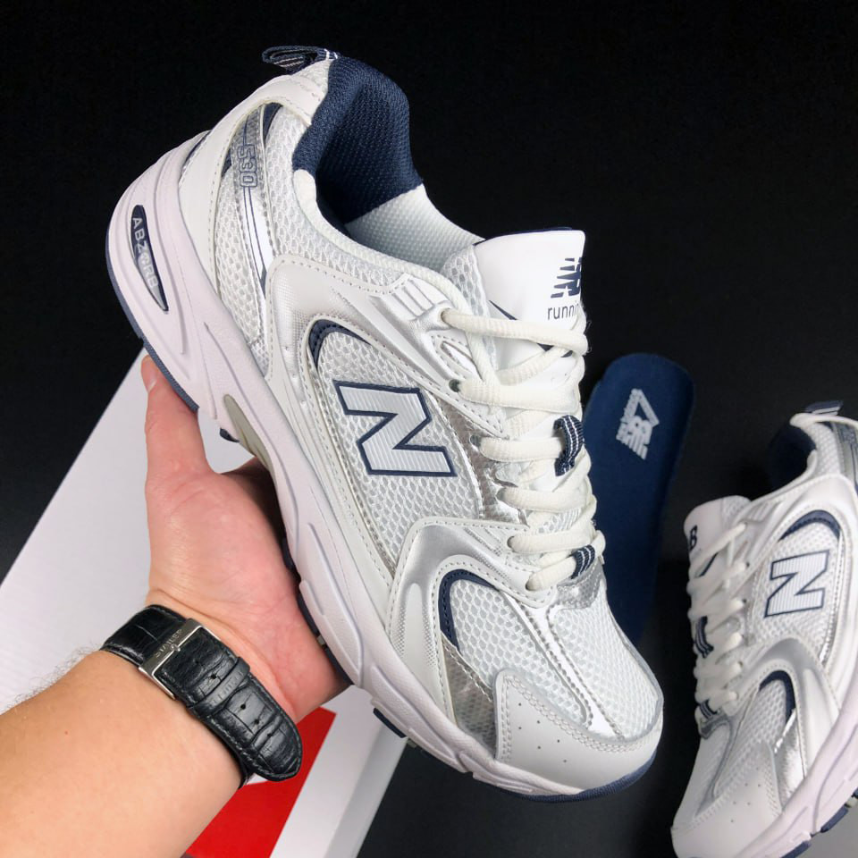 Чоловічі кросівки New Balance 530 сіточка літні стильні молодіжні білі темно-сині