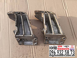 Кронштейн подушки двигуна лівий VQ35DE Infiniti FX35 S50 G35 V35 M35 Y50 4WD 11233AF800