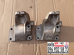 Кронштейн подушки двигуна лівий VQ35DE INFINITI G35 V35 FX35 S50 11233AF401