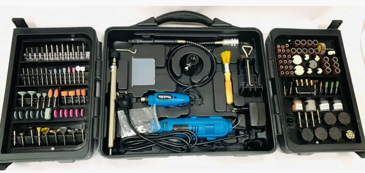 Гравер Makita GD0603 + дод гравер 12V+ набір на 236 насадок, фото 1