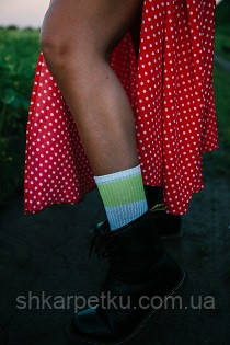 які шкарпетки зараз у моді у підлітків