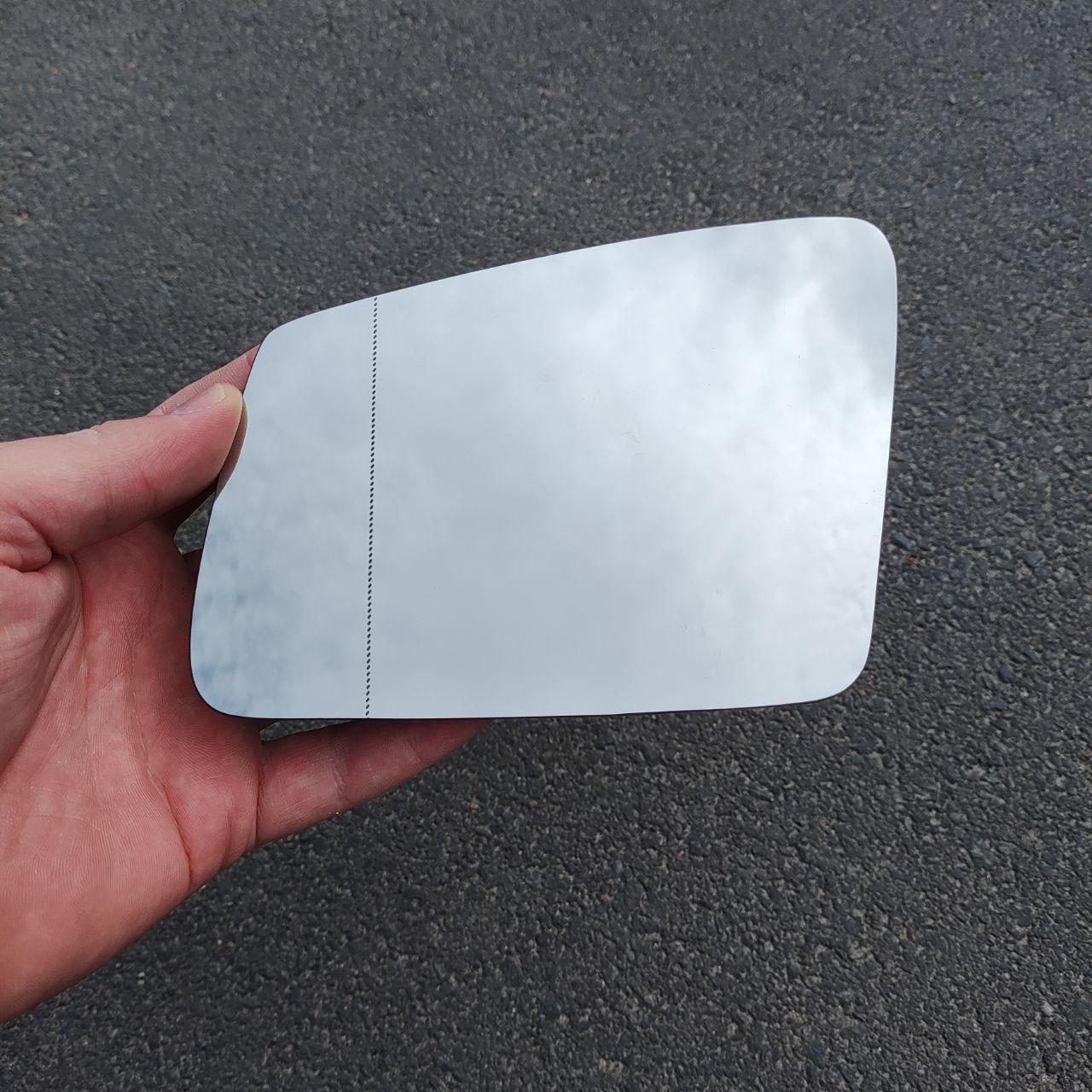 Mercedes С218 (Мерседес CLS-klasse C218) 2011-2018 вкладиш дзеркала (скло, дзеркальний елемент) лівий, фото 1