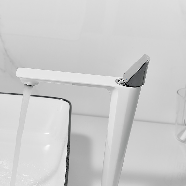 Змішувач для раковины, дизайнерський кран у ванну одноважільний монтаж WanFan для ванни Білий-хром, Латунь "Kg"
