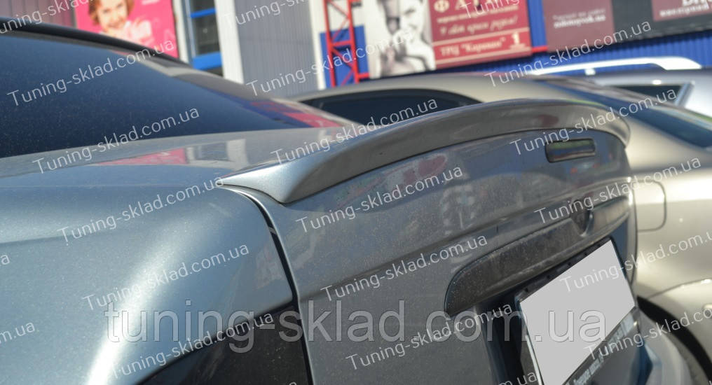 Задній спойлер Ford Focus 1 седан (спойлер на кришку багажника Форд Фокус 1), фото 1