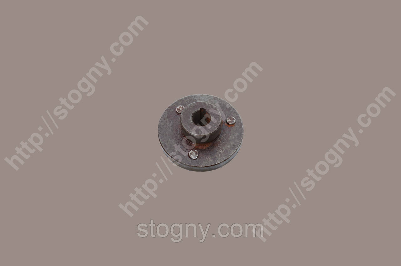 Напівмуфта редуктора ходу ф=18 мм.