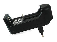 Універсальний зарядний пристрій YCD-1688