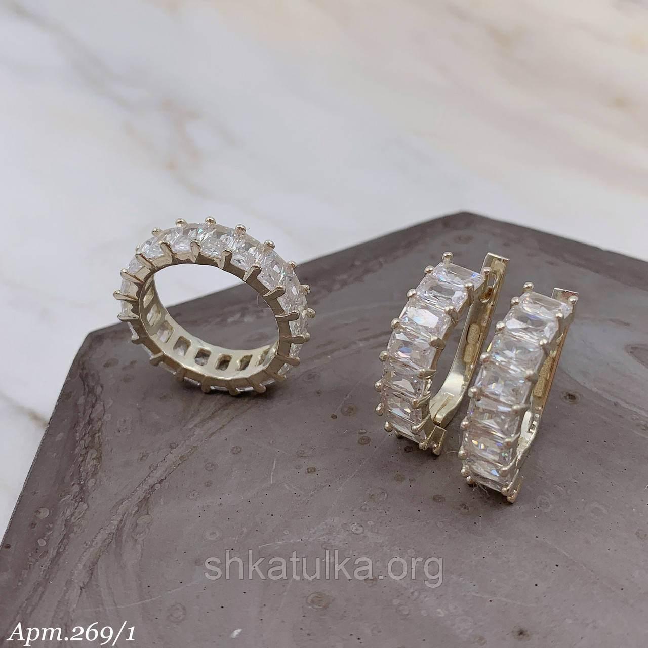 Набір Срібні сережки та каблучка