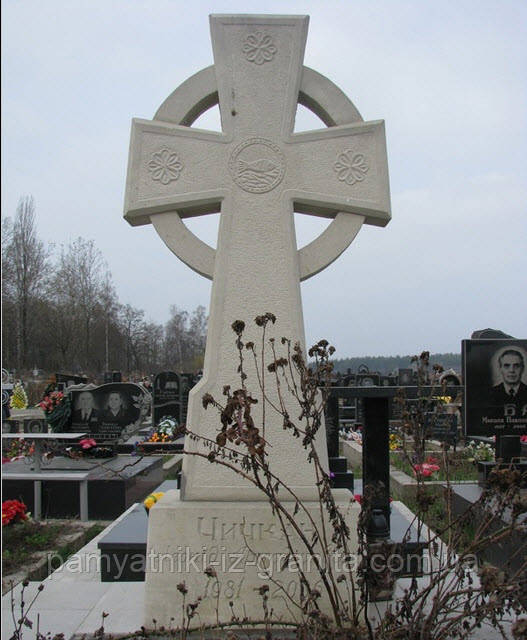 Хрест з мармуру № 580