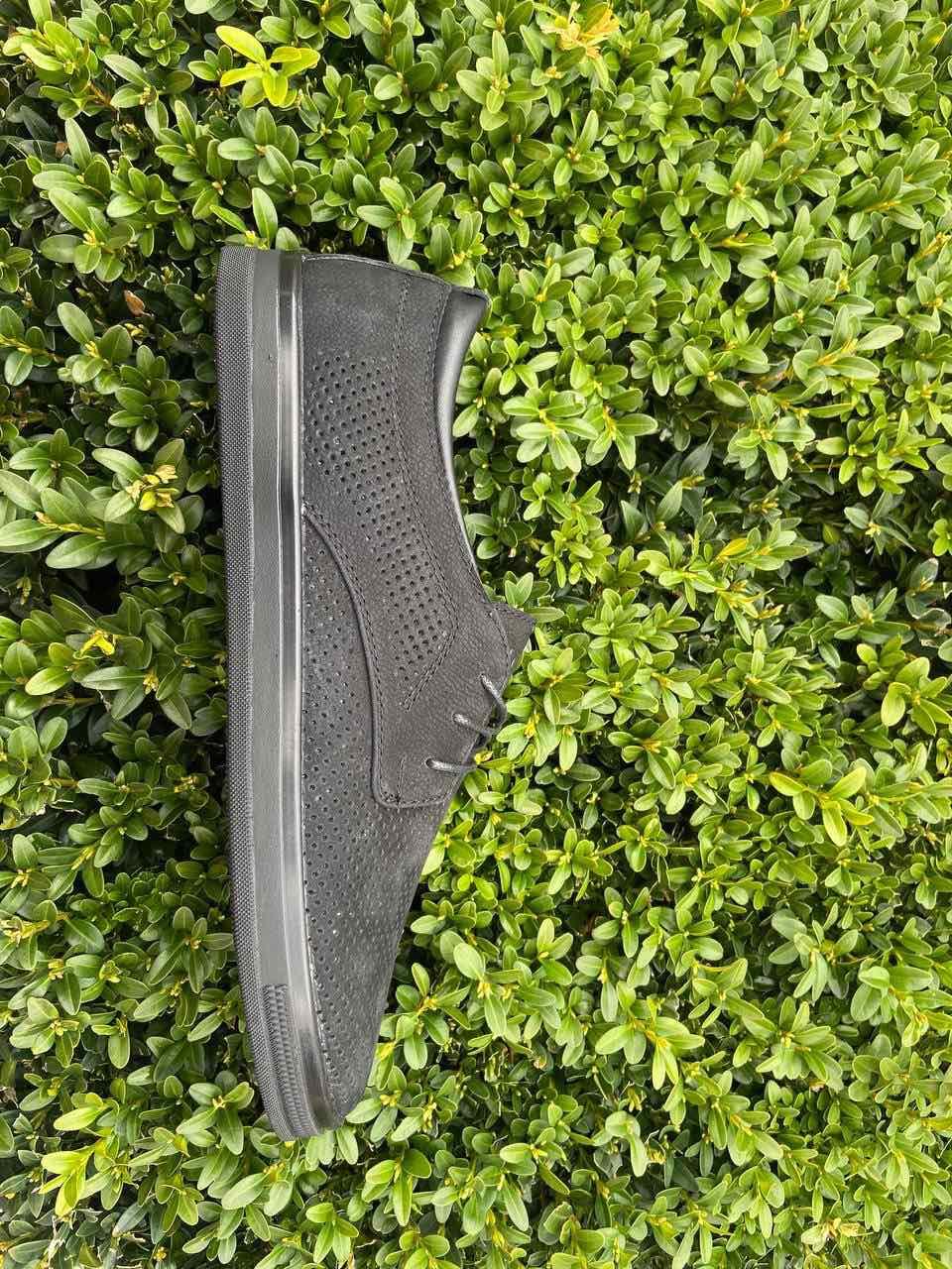 Мокасины мужские 45 размер кожаные туфли с перфорацией черные макасины летние слипоны в дырочку с шнурками - фото 7 - id-p1828100927