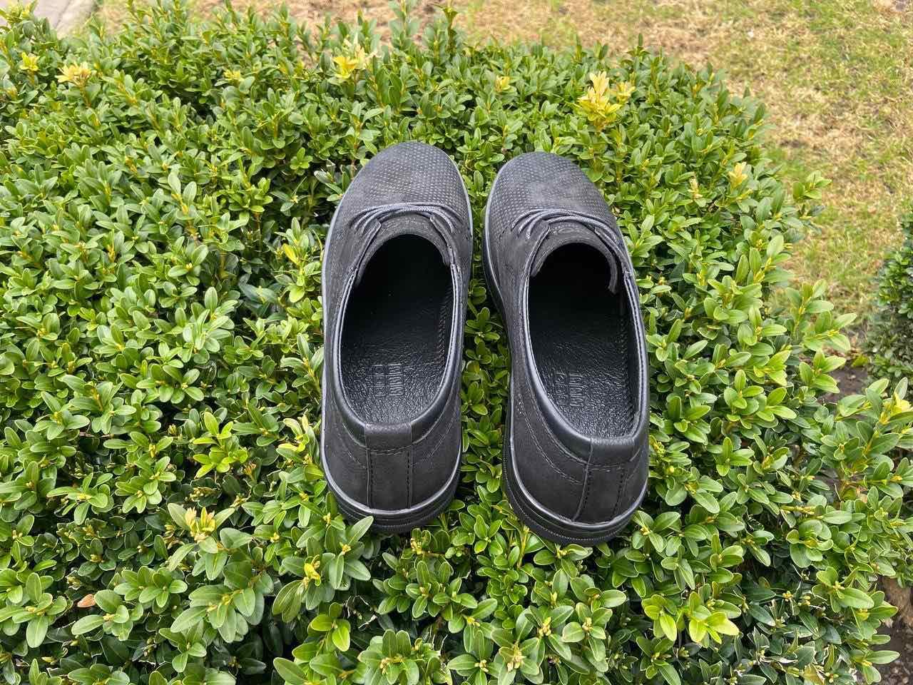 Мокасины мужские 45 размер кожаные туфли с перфорацией черные макасины летние слипоны в дырочку с шнурками - фото 9 - id-p1828100927