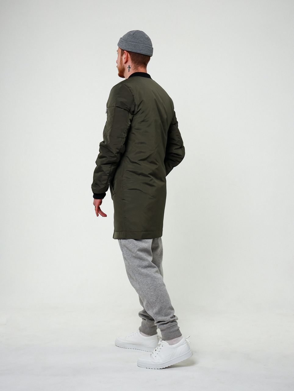 Бомбер Плащ Хаки L — Купить Недорого на Bigl.ua (1828017773)