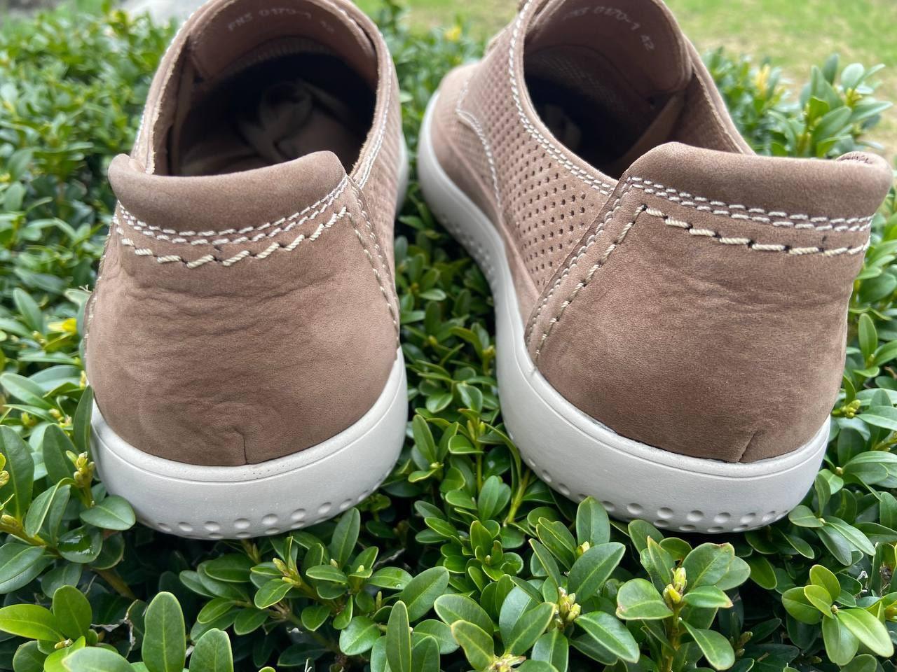 Мокасины мужские 41 размер кожаные туфли с перфорацией бежевые макасины летние слипоны в дырочку с шнурками - фото 3 - id-p1828166801