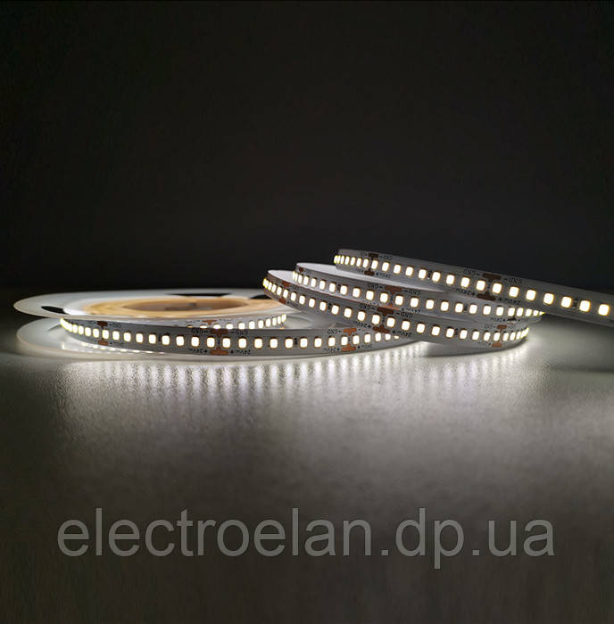 Светодиодная лента Ustrip LED128-H2835-W30-24V-18W-Ra80 теплый белый - фото 3 - id-p1819068538