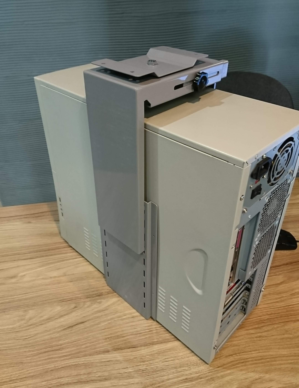 Універсальний тримач AOKE CPU-holder метал (Сірий)., фото 1