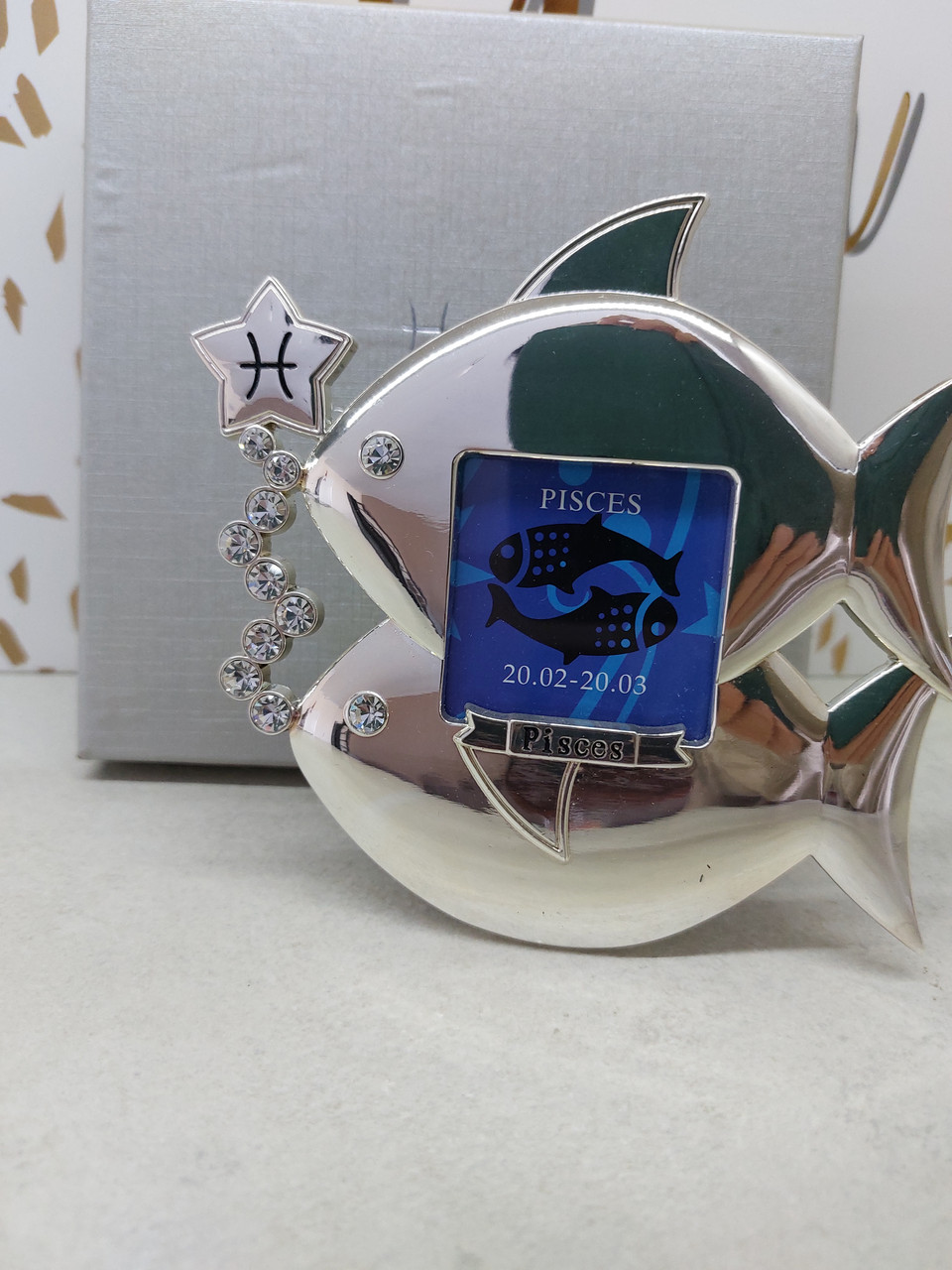 Знак зодіаку Риби рамка для фото, фото 1