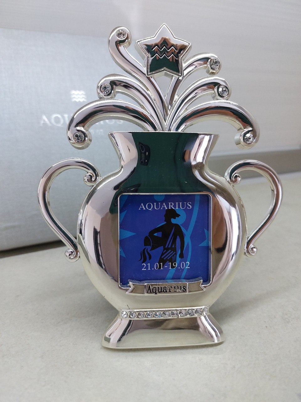 Знак зодіаку Водолей рамка для фото, фото 1